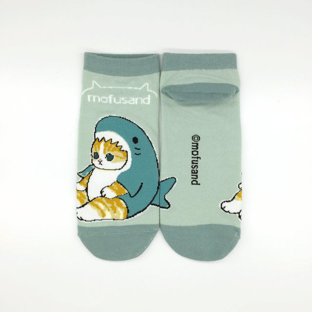 Calcetines mofusand con diseño de gato tiburón sentado