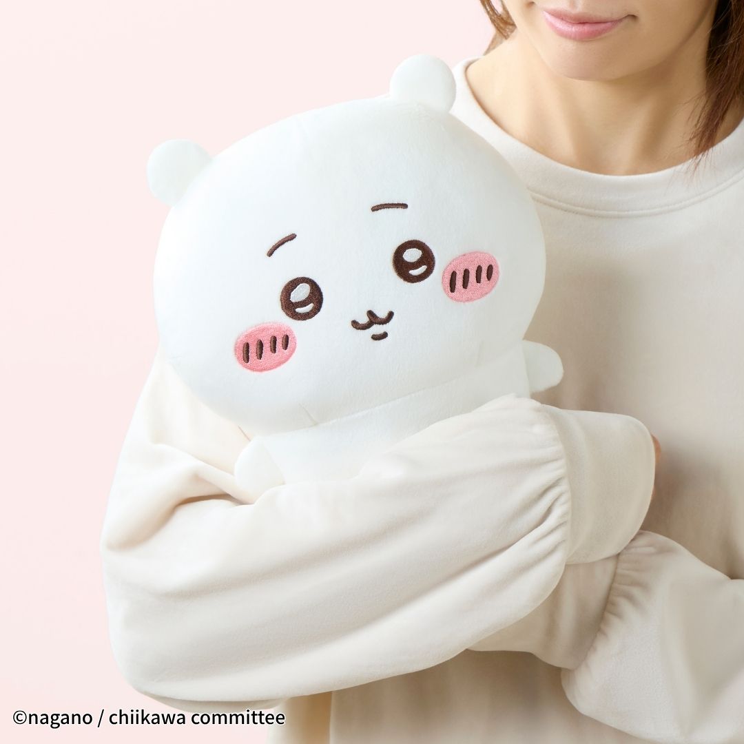Peluche térmico Chiikawa con conexión USB