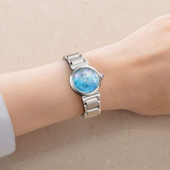 Reloj Citizen Moana EM1131-81N