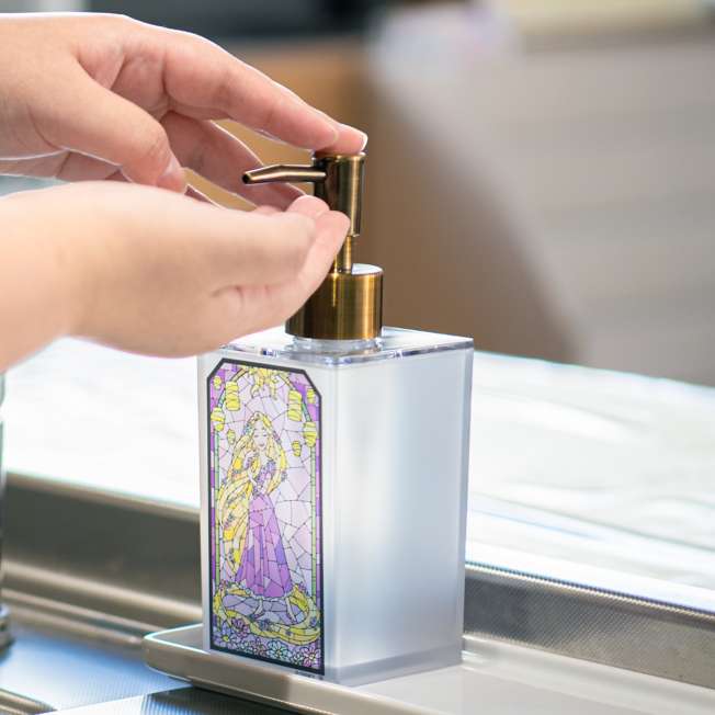 Dispensador de Rapunzel estilo vitral - Yamanaka-nuri