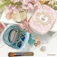 Estuche vertical mofusand con encaje y bordado rosado