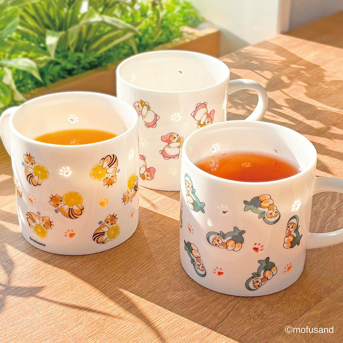 Taza translúcida Mofusand con gato conejo