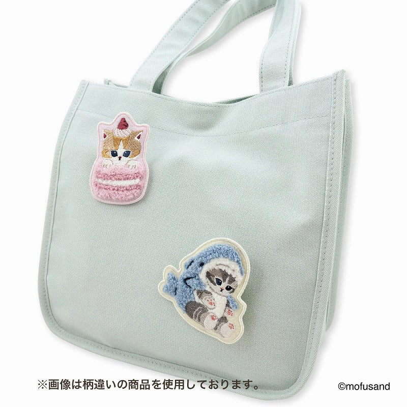 Mofusand: insignia pastel de gatito tiburón
