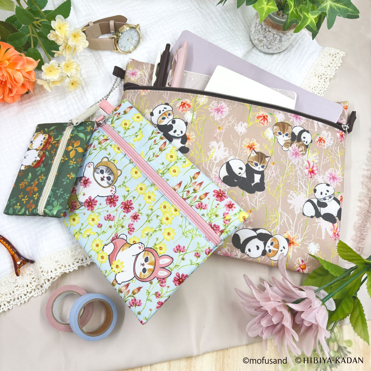 Set de 3 estuches Mofusand con flores