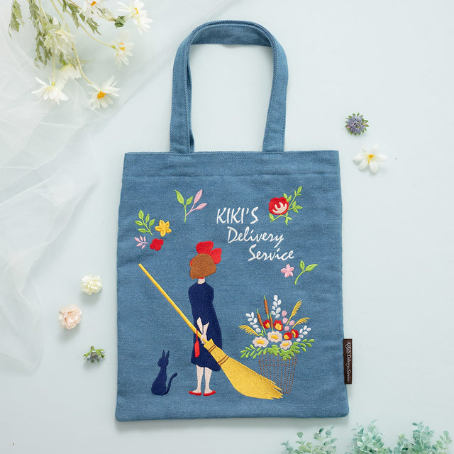 Bolso tote de mezclilla bordado de Kiki's Delivery Service