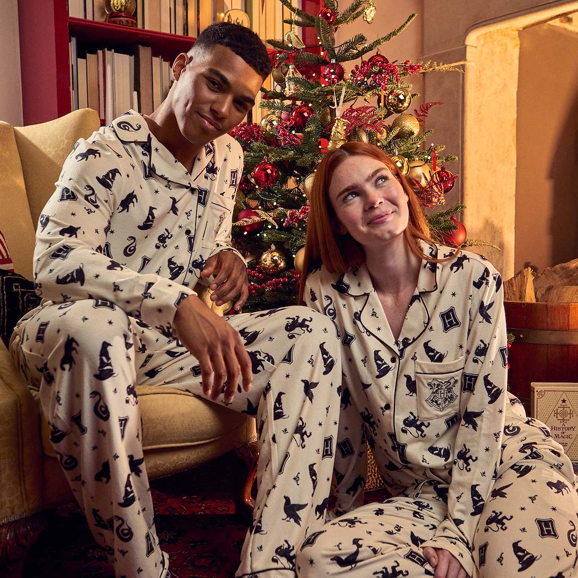 Pijama navideño de Hogwarts