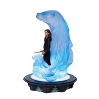 Figura luminosa de Hermione y su Patronus