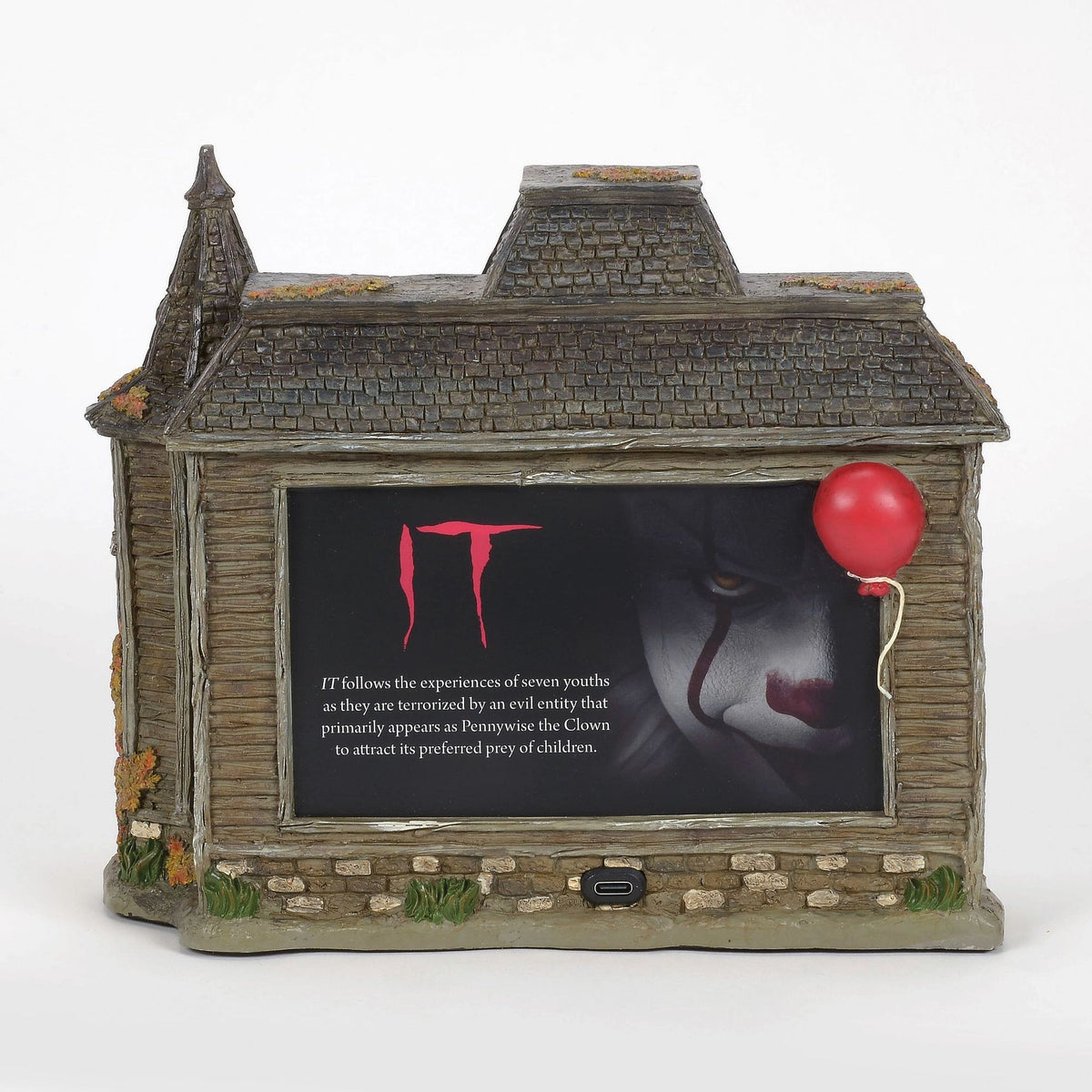 Casa Neibolt de IT: set de 2 edificios iluminados