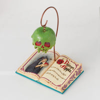 Figura Disney Traditions: Libro de la manzana envenenada