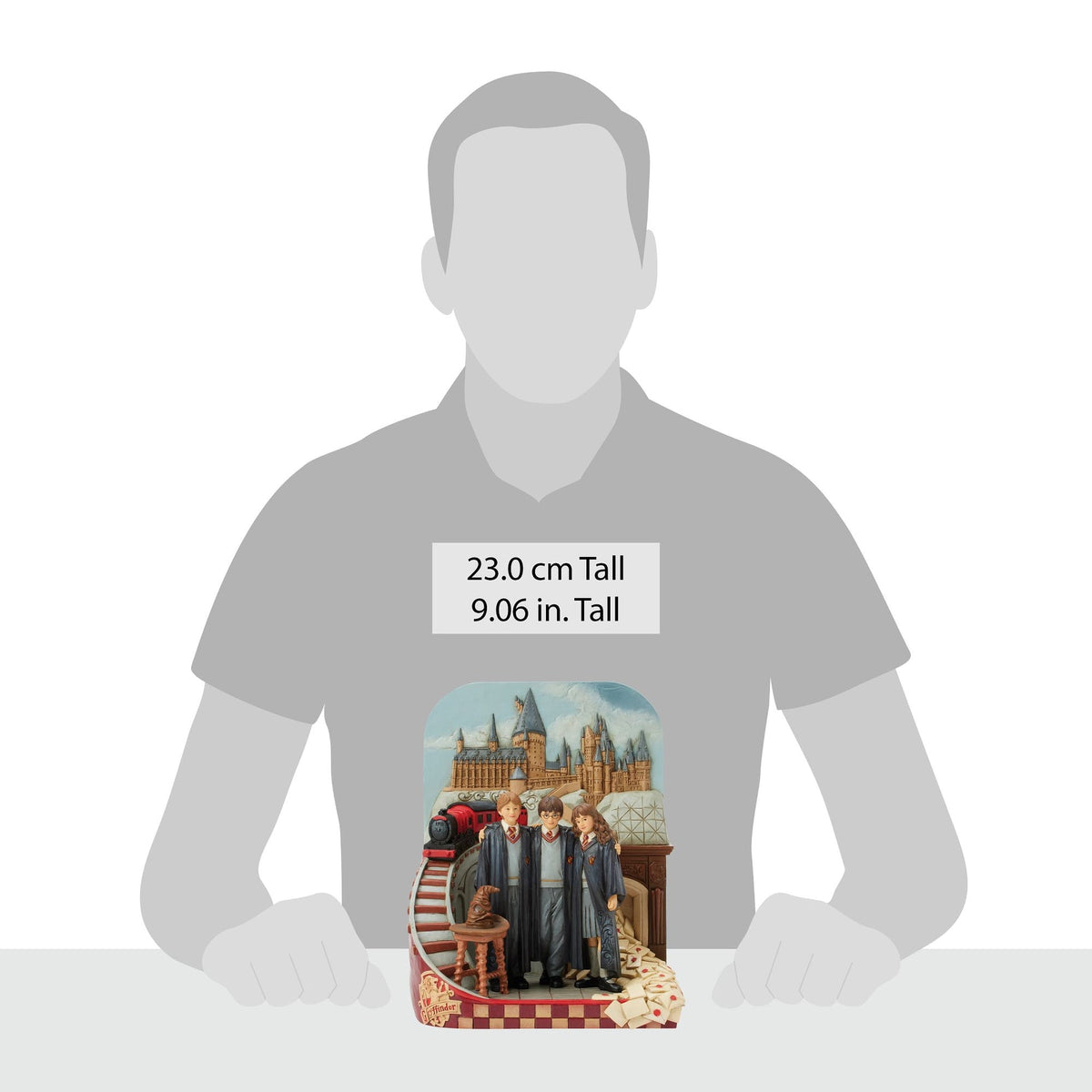 Figura Harry Potter: Trío frente al castillo de Hogwarts