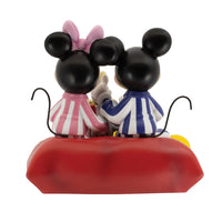 Figura de Mickey y Minnie en pijama