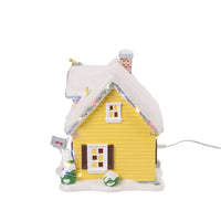 Peanuts Village | Residencia Van Pelt iluminada