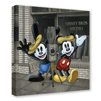 Cuadro Mickey Mouse y Oswald: Bros in Business