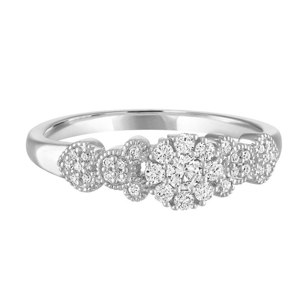 Anillo de compromiso con ícono de Mickey Mouse