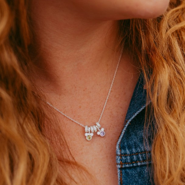 Dije Mickey Mouse con piedra de nacimiento