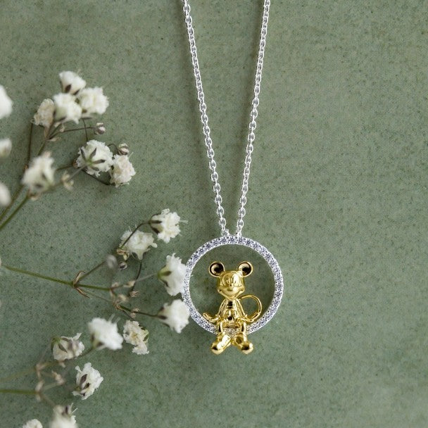 Collar con dije fijo de Mickey Mouse sentado