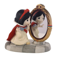 Figura de Snow White y el Espejo Mágico