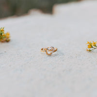 Anillo trenzado con ícono de Mickey Mouse