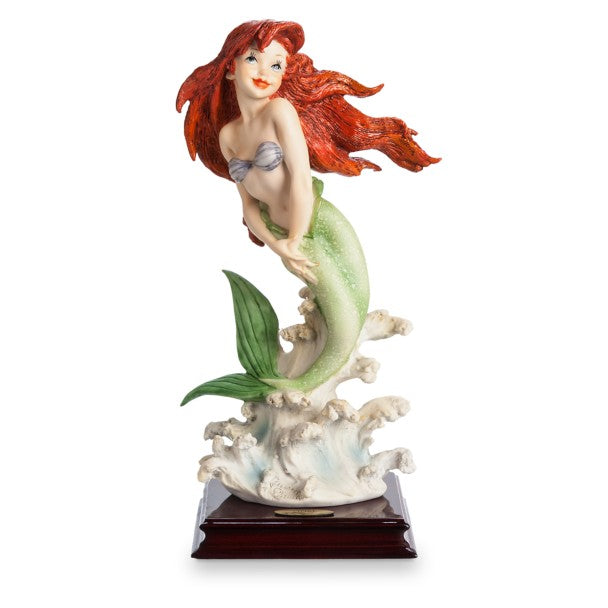Figura de Ariel de Giuseppe Armani