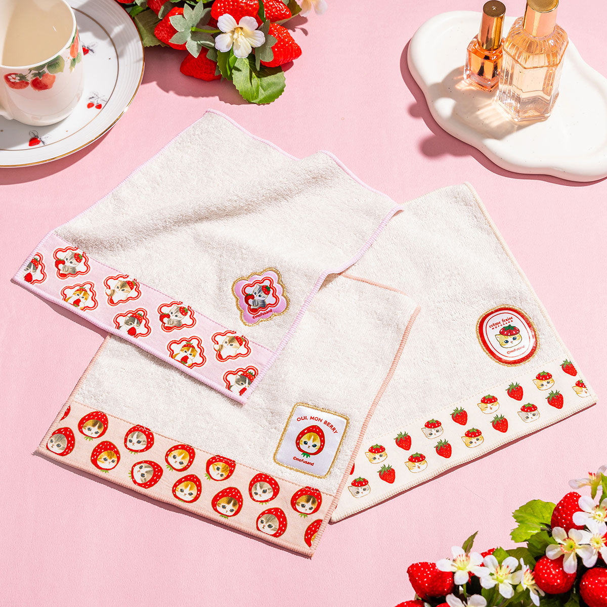Toalla de mano mofusand Merci Strawberry