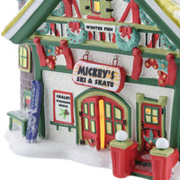 Edificio iluminado Mickey's Ski and Skate