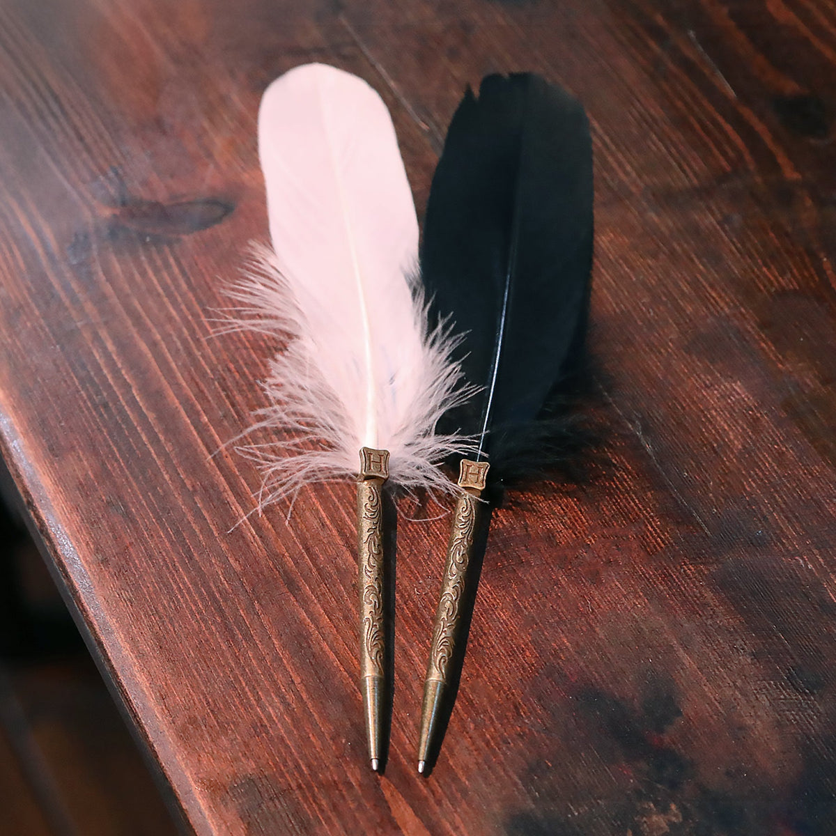 Bolígrafo de Pluma Blanca de Hogwarts