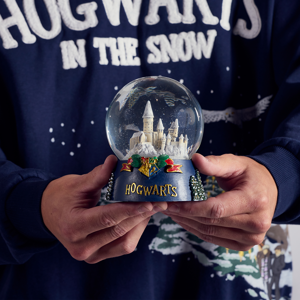 Globo de nieve navideño de Hogwarts