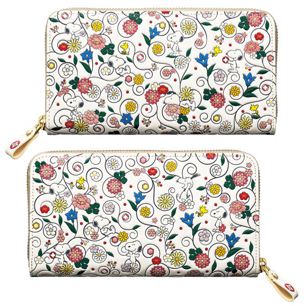 Billetera larga Snoopy con flores y diseño arabesco