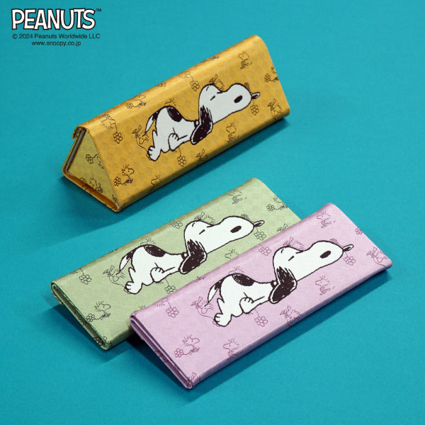Estuche plegable para lentes Snoopy durmiendo