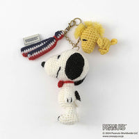 Kit de tejido: charm para bolso de Snoopy