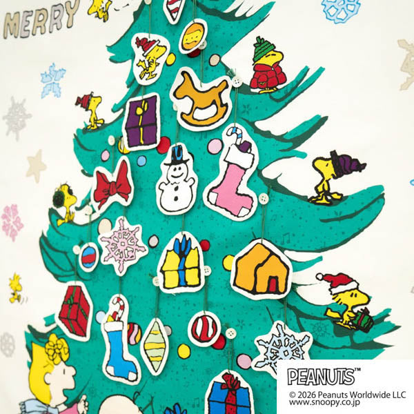 Kit de costura: tapiz de árbol navideño de Snoopy