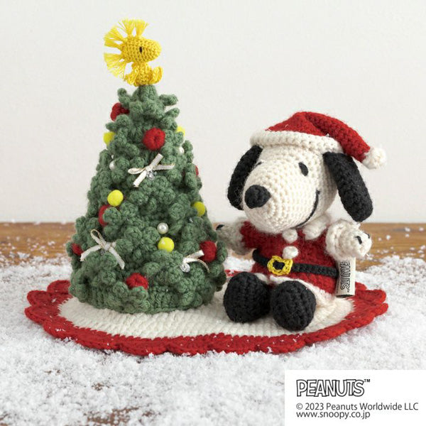 Kit de tejido: amigurumi navideño de Snoopy