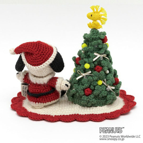 Kit de tejido: amigurumi navideño de Snoopy
