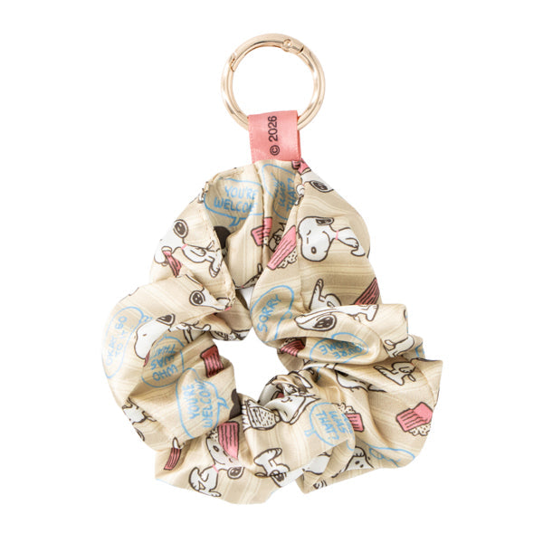 Colet tipo scrunchie con charm de Snoopy