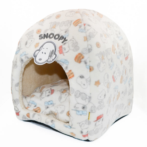 Cama tipo domo afelpada de Snoopy con diseño de galletas