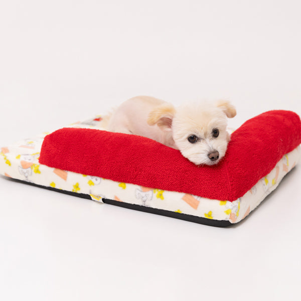 Cama para mascotas Snoopy con cojín y techo rojo