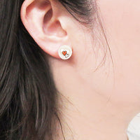 Aros de perla y corazón de Belle de Snoopy