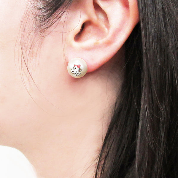 Aros de perla y corazón de Belle de Snoopy