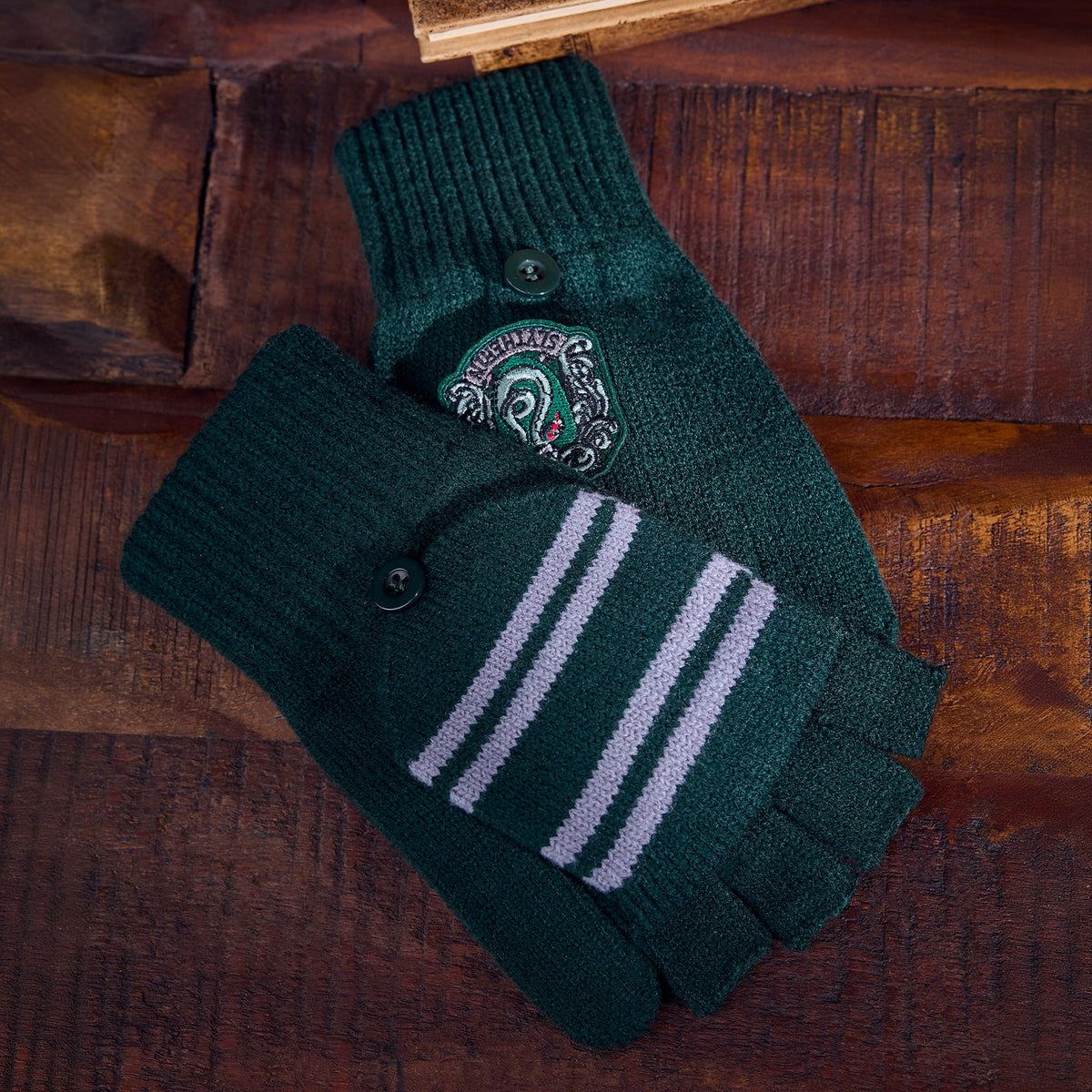 Guantes tejidos Slytherin con solapa tipo mitón