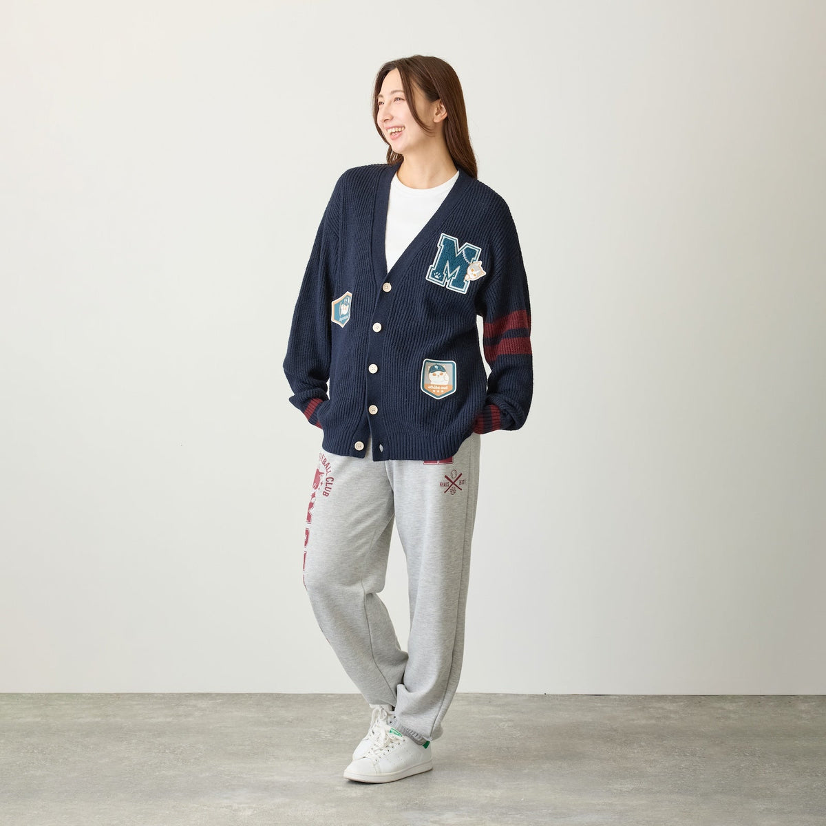Cardigan tejido Mofusand azul marino, estilo lanzador