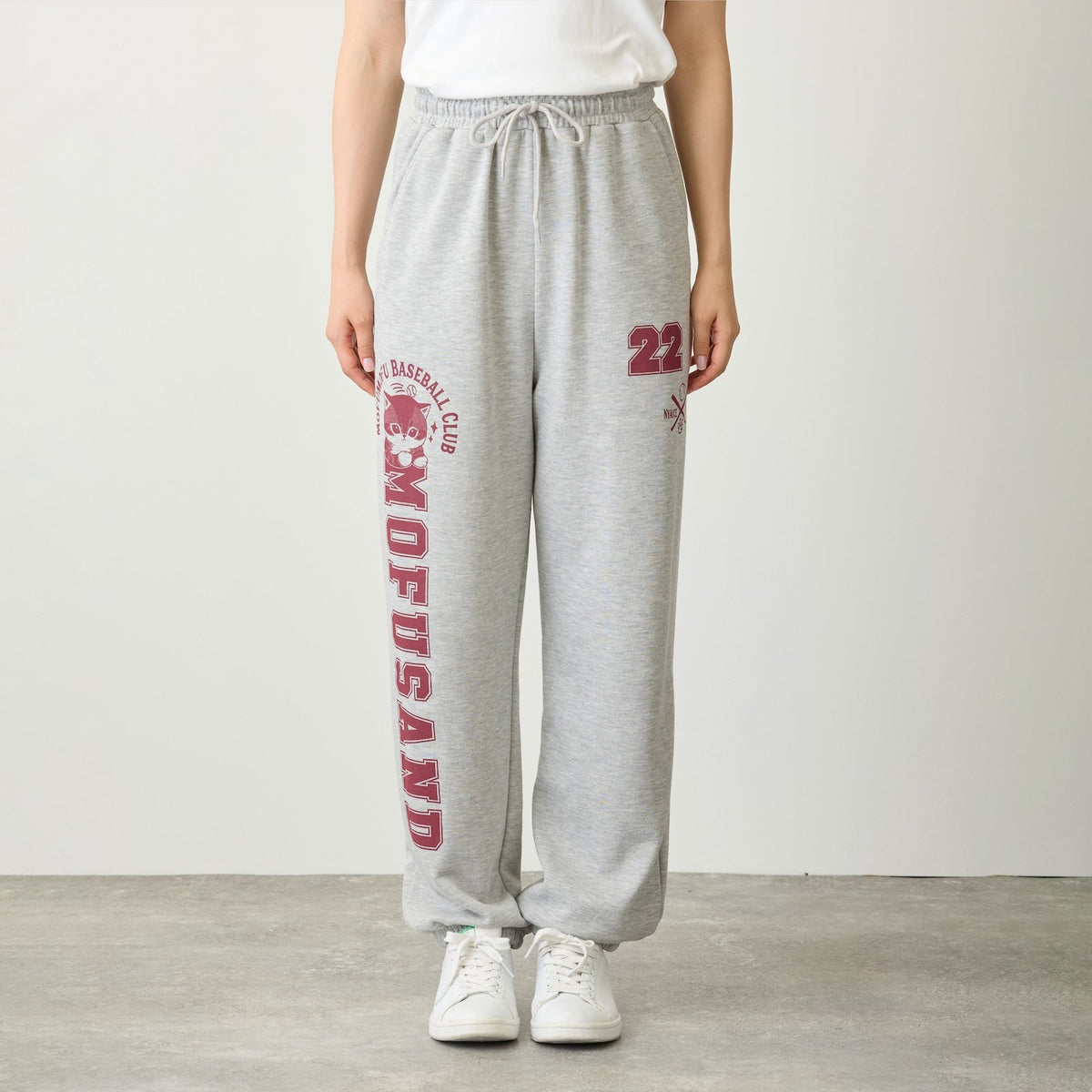 Pantalón de buzo Mofusand ¡Buen batazo, miau! gris jaspeado