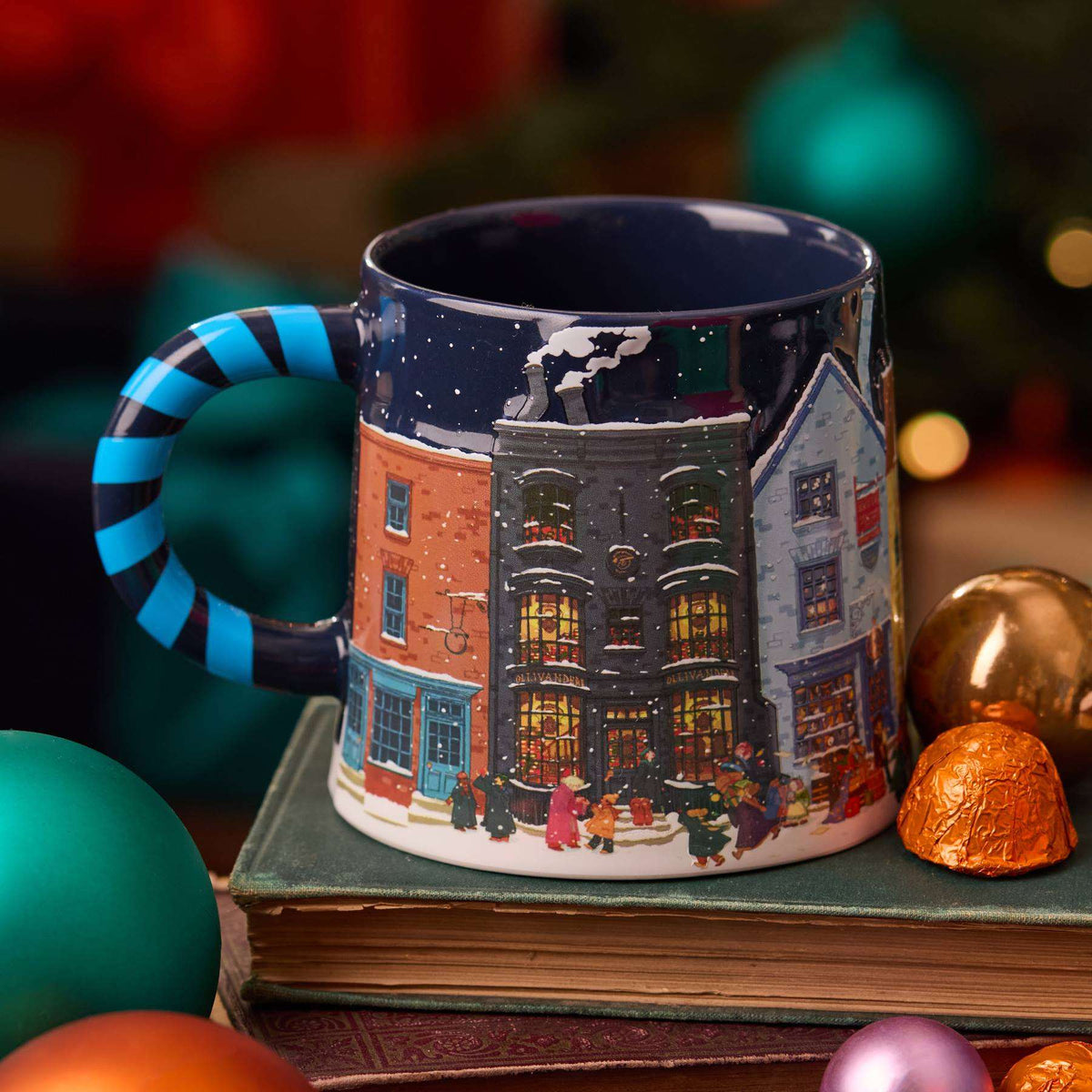 Taza azul navideña de Diagon Alley