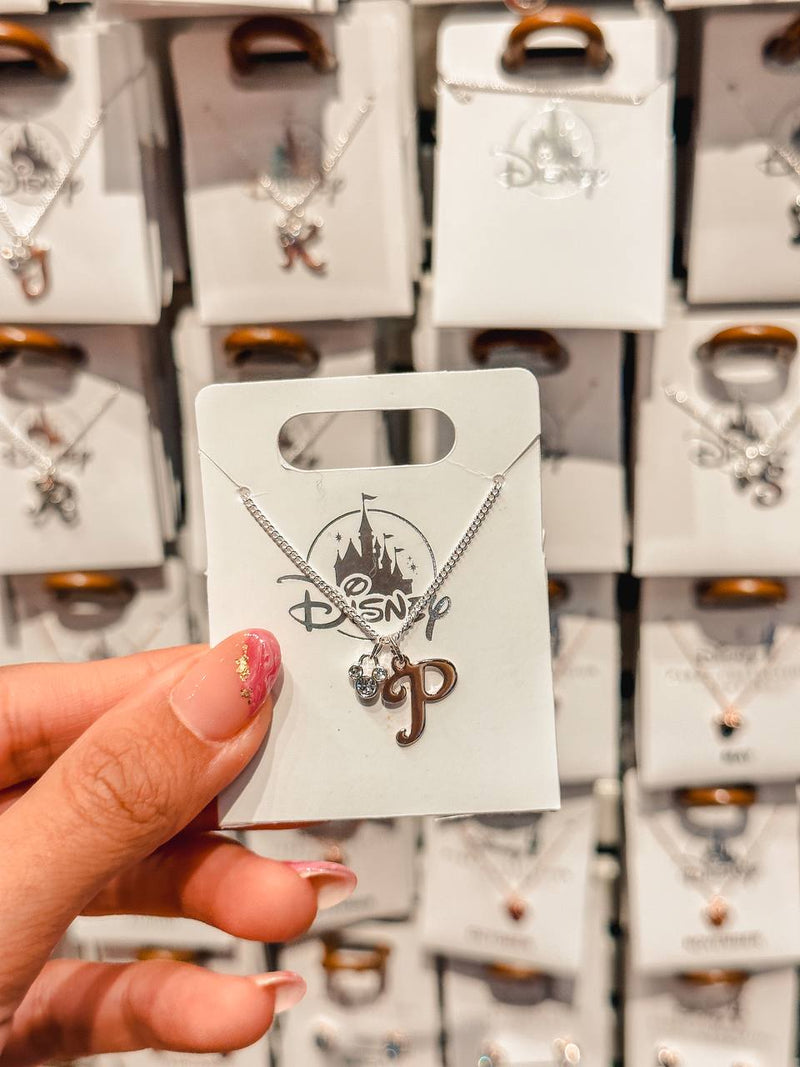 Collar Disney Parks Letra - P
