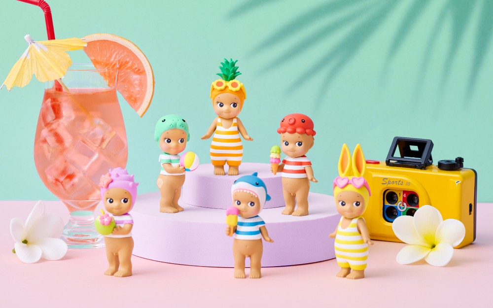 Sonny Angel Summer Vacation Sun-Kissed Style