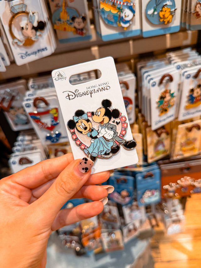 Pins Mickey y Minnie Casados Hong Kong