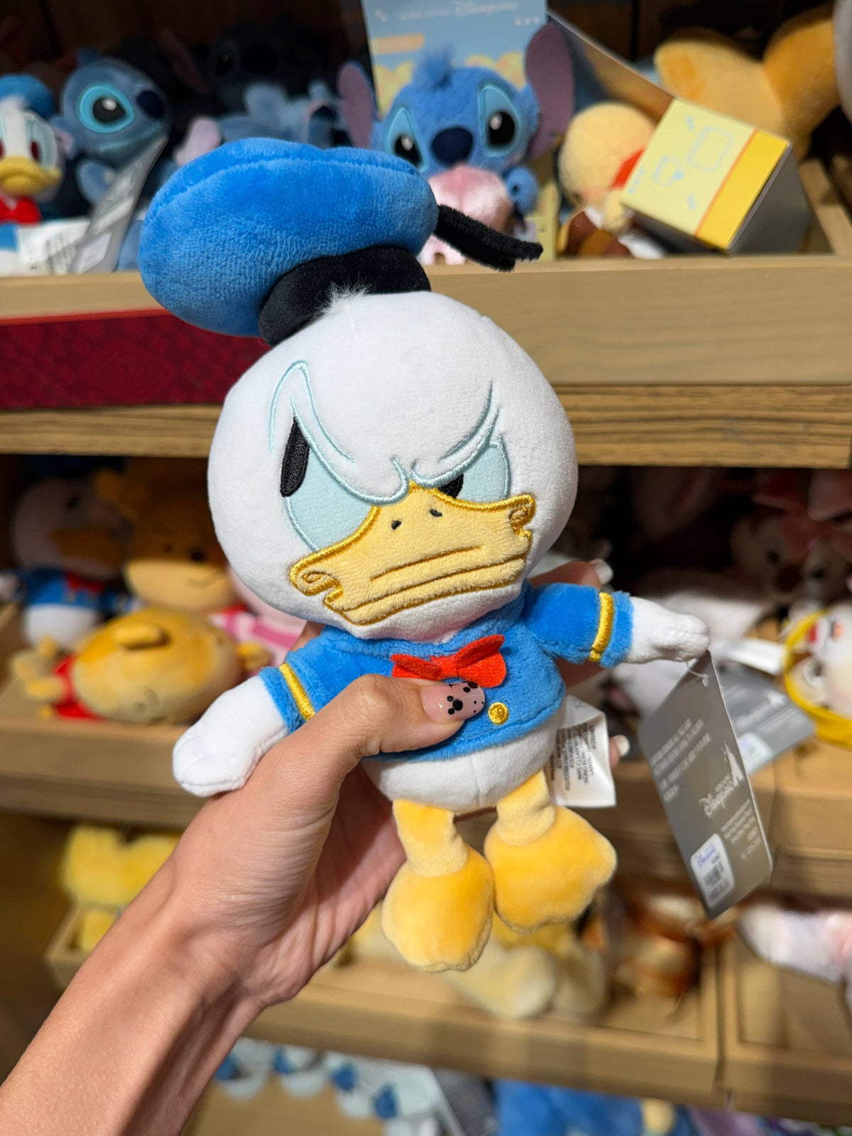 Peluche Donald con Uniforme Azul