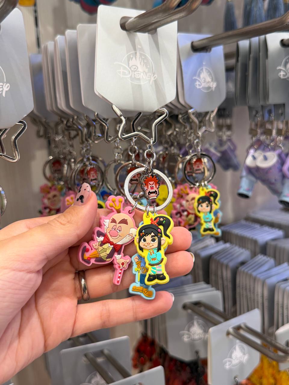 Llavero Ralph el Demoledor con Vanellope