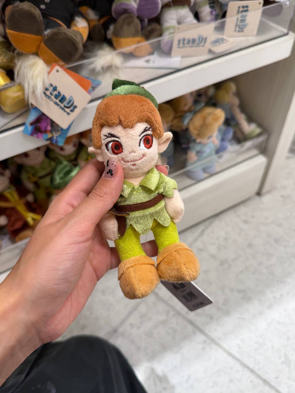 Peluche Peter Pan con Traje Verde