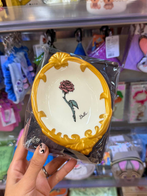 Plato Bella y la Bestia Rosa Encantada