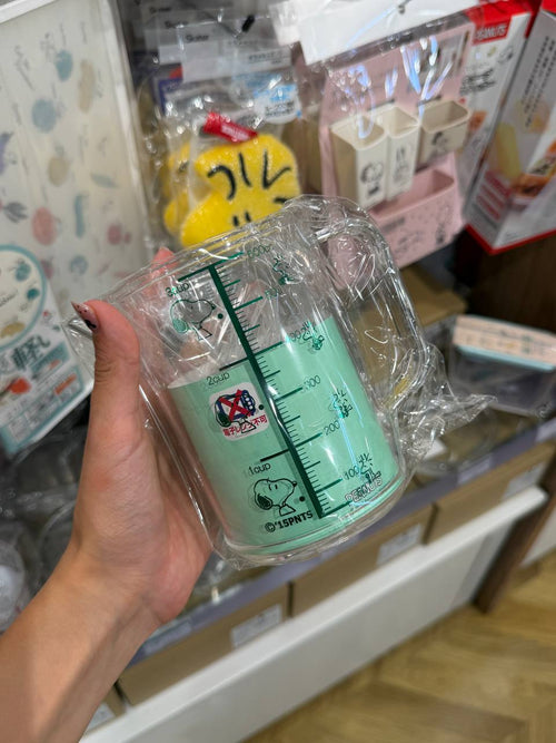 Vaso Medidor Snoopy Peanuts Verde